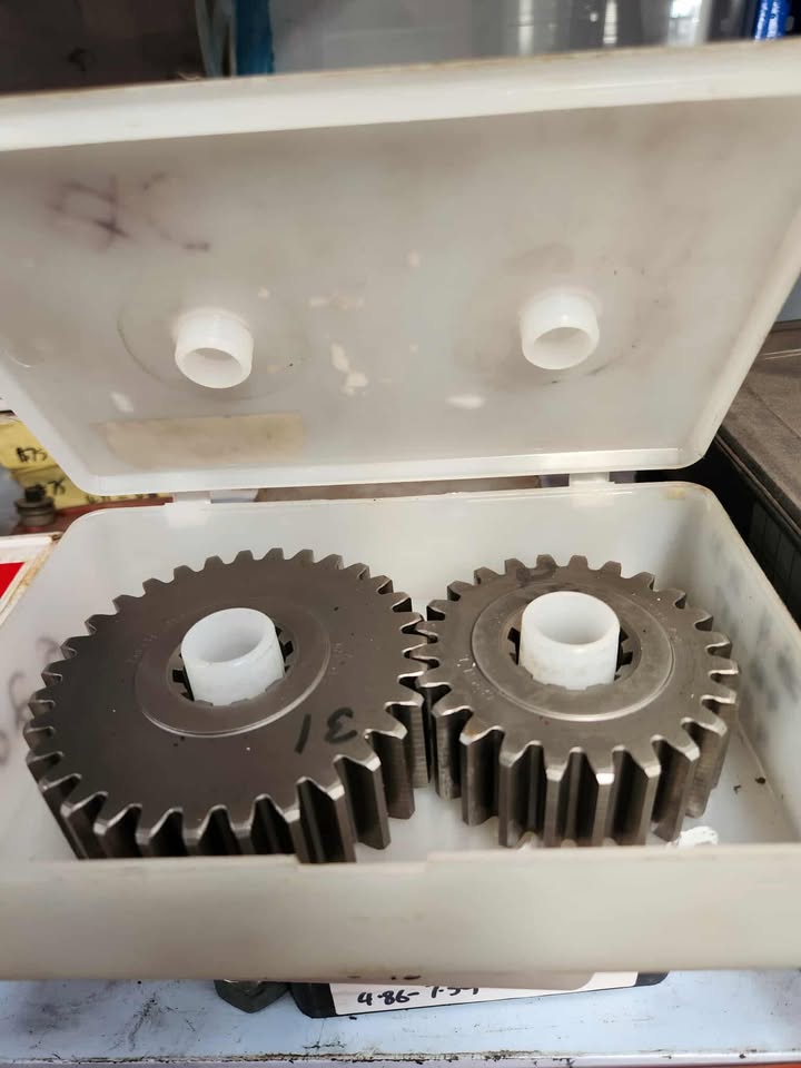 Used Chester 10 Spline Quick Change gear set 4