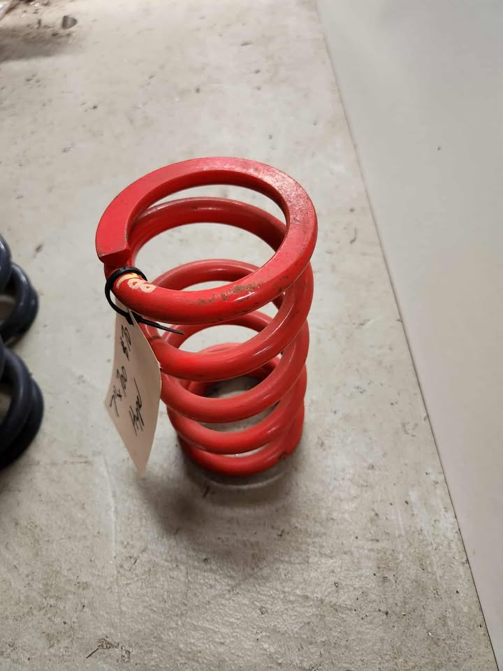 Used Eibach 7" x 2.5" ID  x 700 Spring
