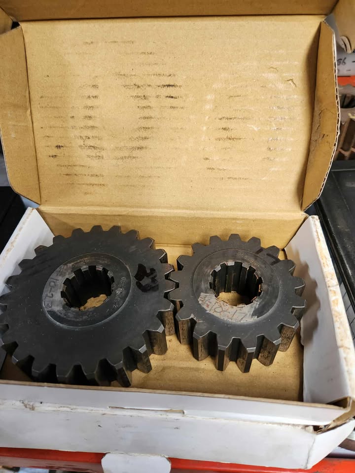 Used PRO GEAR 10 Spline Quick Change gear set 7
